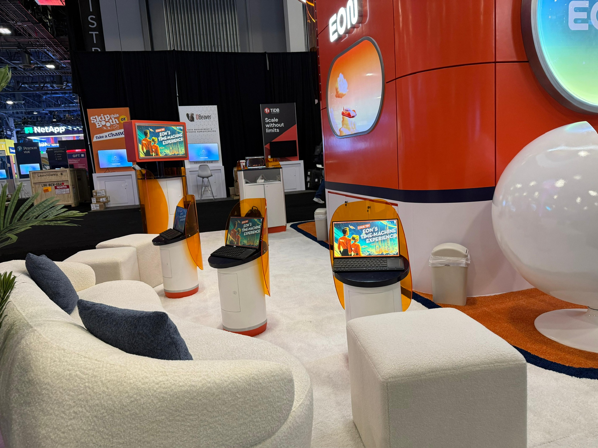 EON booth at AWS re:Invent 2024, Las Vegas — EC Exhibits